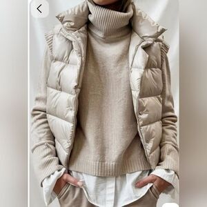 Timberland Cream Vest for Versatile Layering From Fall To Spring